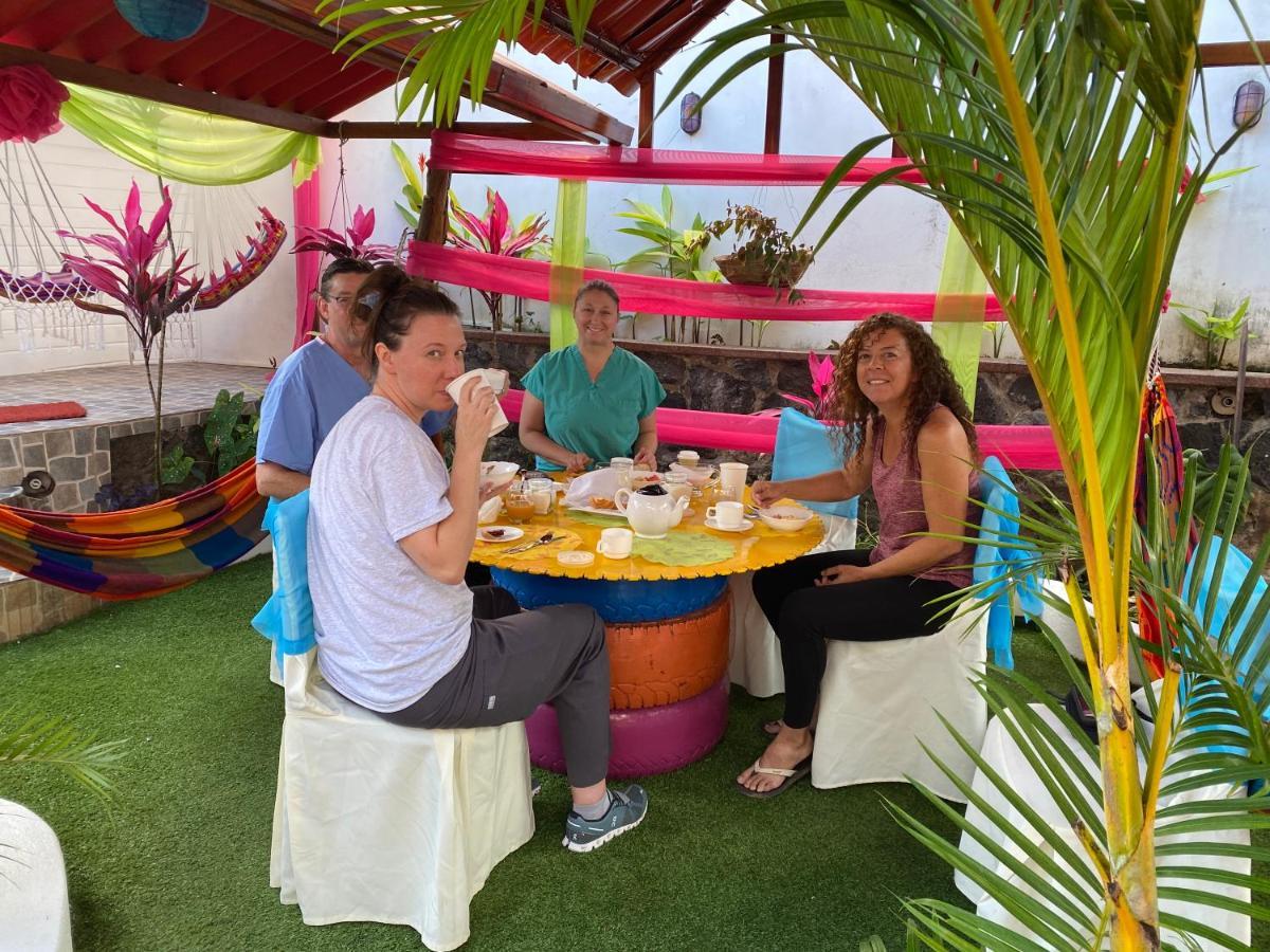 Hostal Gosen Пуерто Бакерисо Морено Екстериор снимка